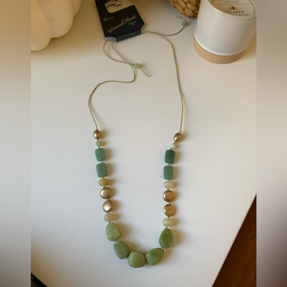 Universal Thread Goods Co semi precious Stone with Gold necklace Adjustable